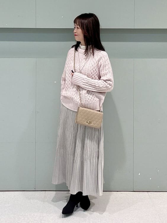 makiさんの「UNTITLED｜【洗える】スポンディッシュ ケーブル柄ニット」を使ったコーディネート