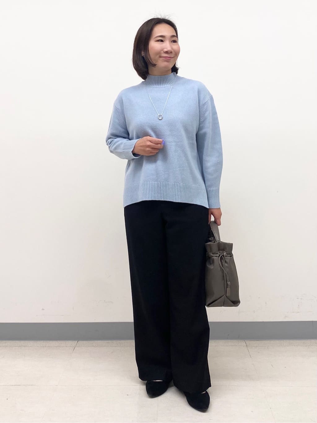YUKARIさんの「INDIVI｜【名品／撥水／抗菌防臭】ロング丈リサイクルダウンコート」を使ったコーディネート