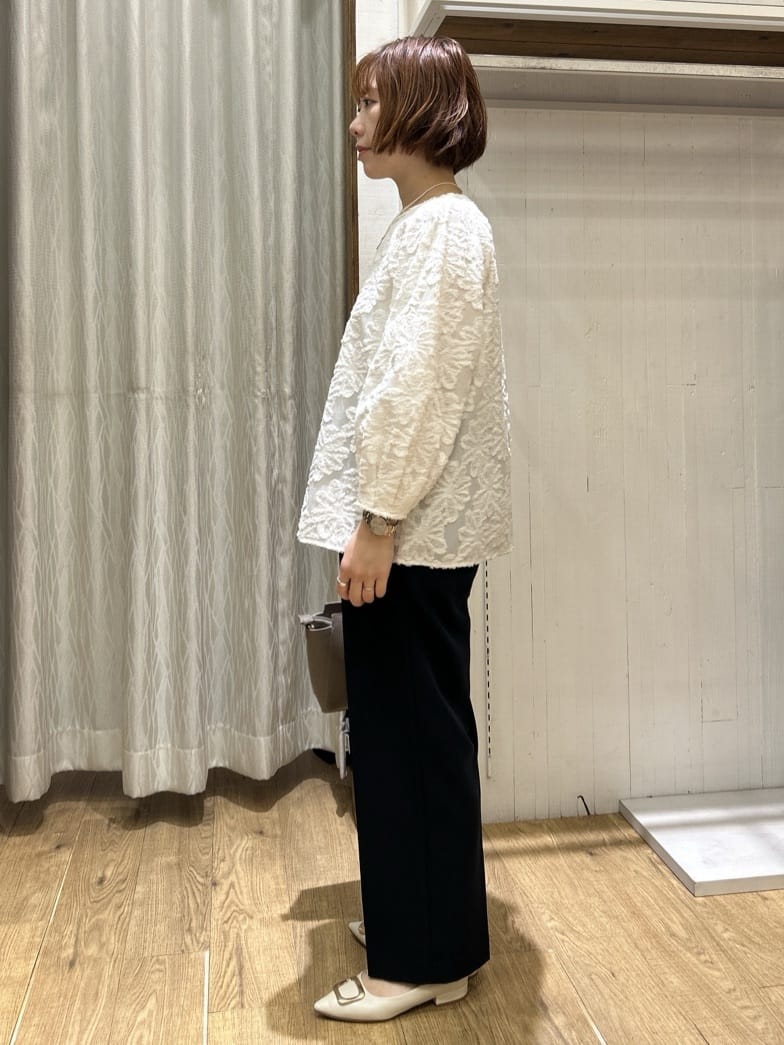 ga_riさんの「THE SHOP TK｜【通勤スタイルに】ダブルクロスワイドパンツ/セットアップ可」を使ったコーディネート