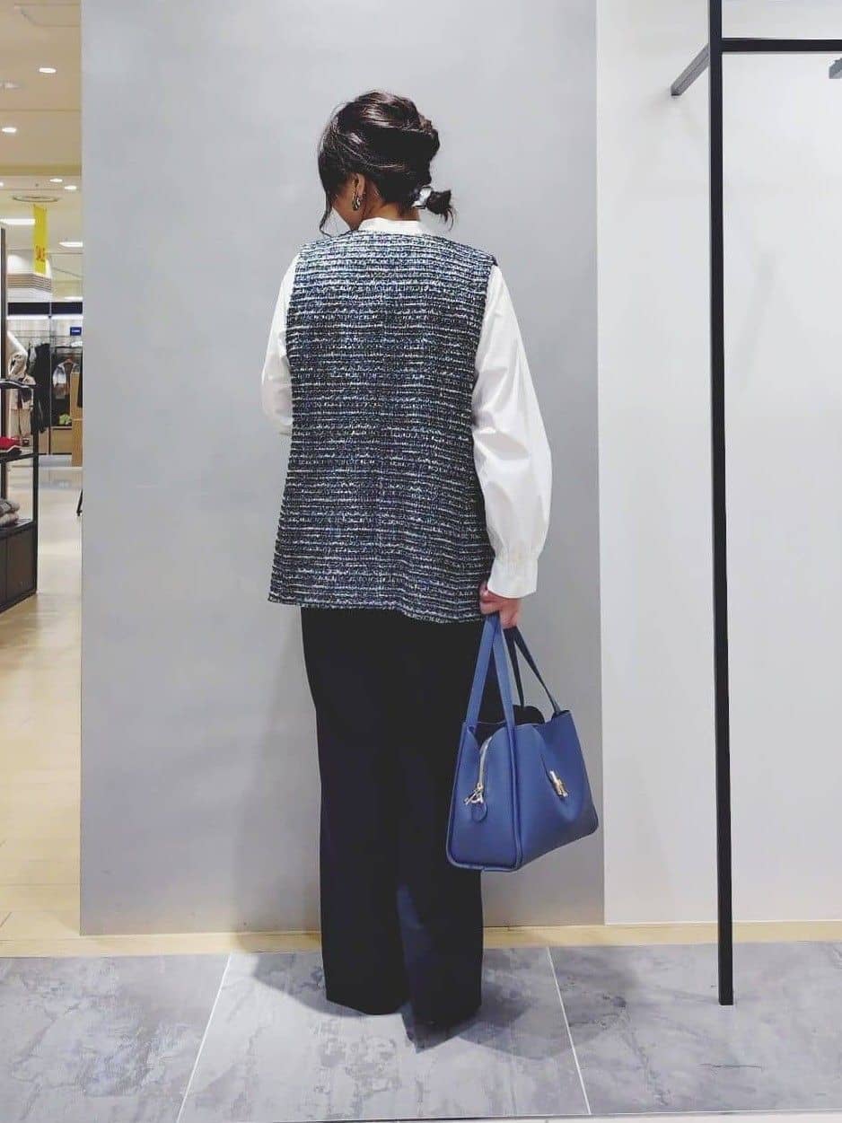 TOMOMIさんの「INDIVI｜【新作褒められパンツ】快温ワイドパンツ」を使ったコーディネート
