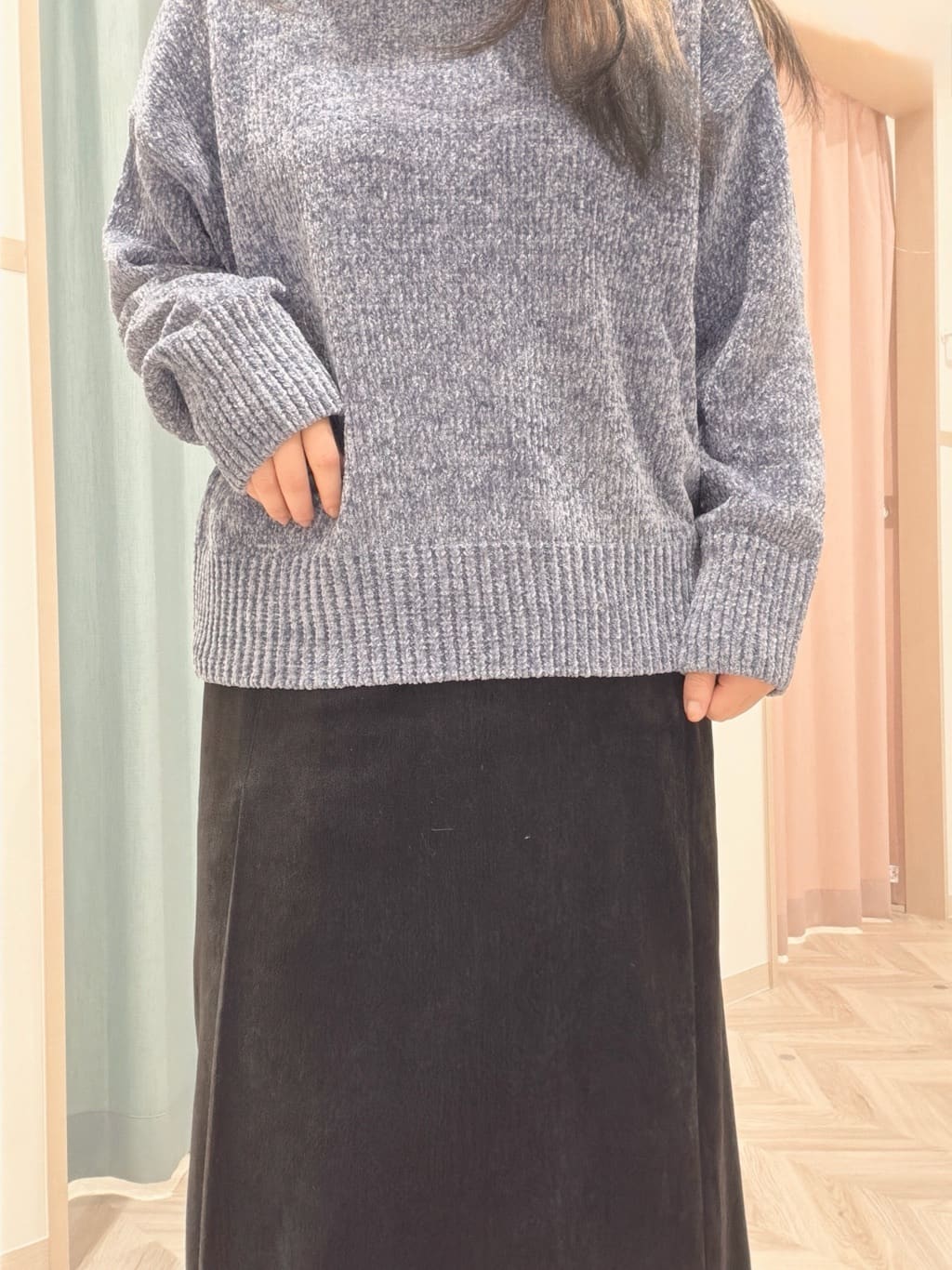 まちゃんなちゃんさんの「SHOO･LA･RUE｜【S-LL】Iラインできれい見え モール風ナロースカート」を使ったコーディネート