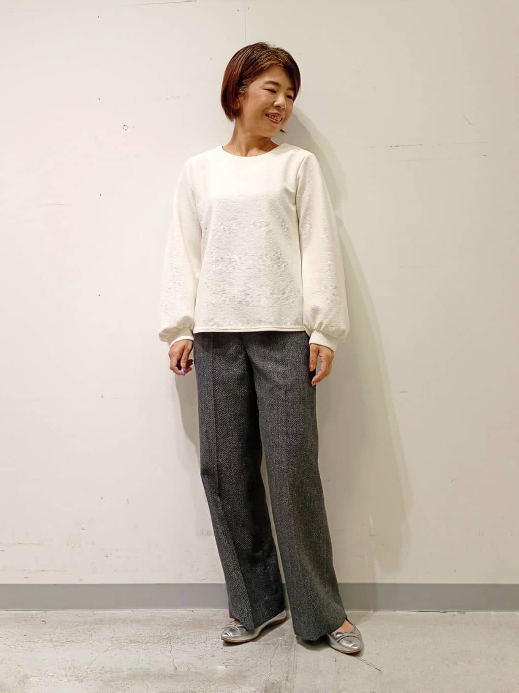 Kさんの「INDIVI｜【配色デザイン／ミドル丈】ウールリバー テントラインコート」を使ったコーディネート