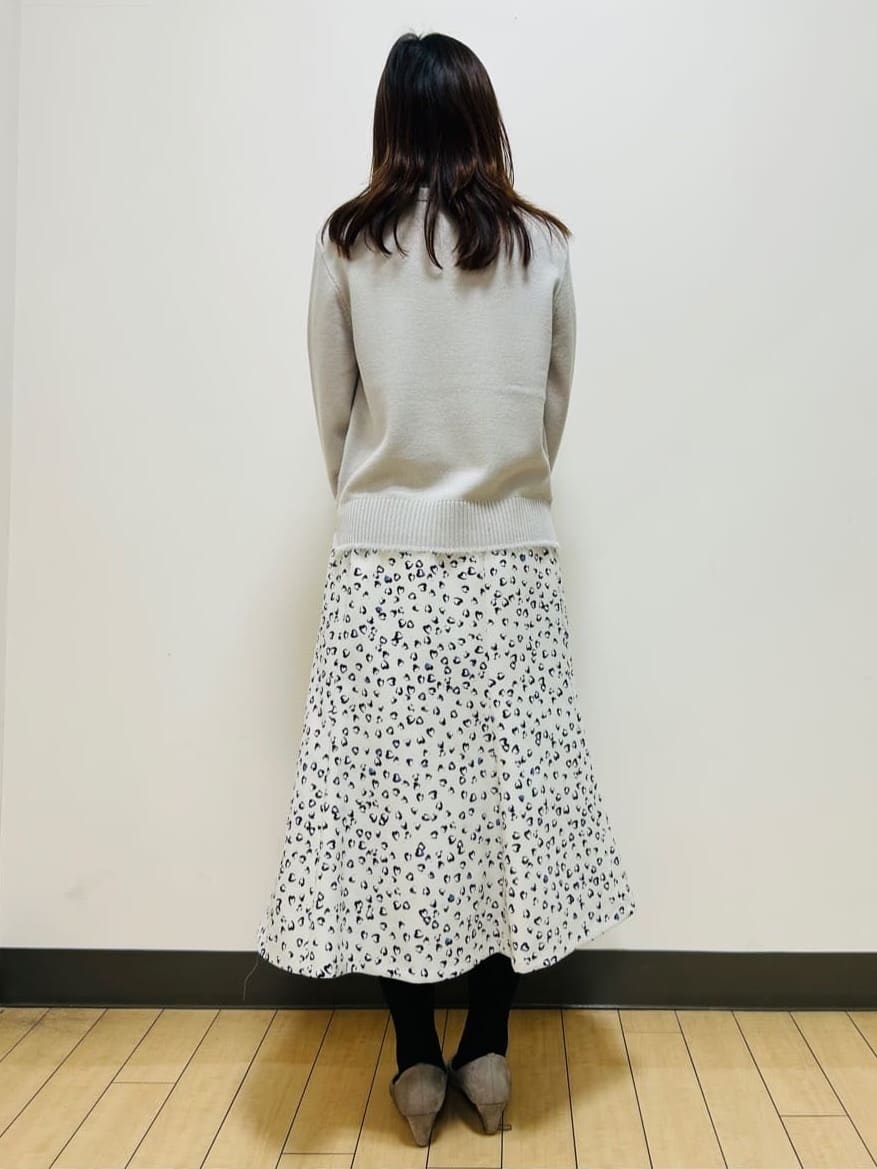 miiiさんの「Reflect｜【ほんのりラメ感◎】ふわふわフェザーヤーンハイネックニット」を使ったコーディネート