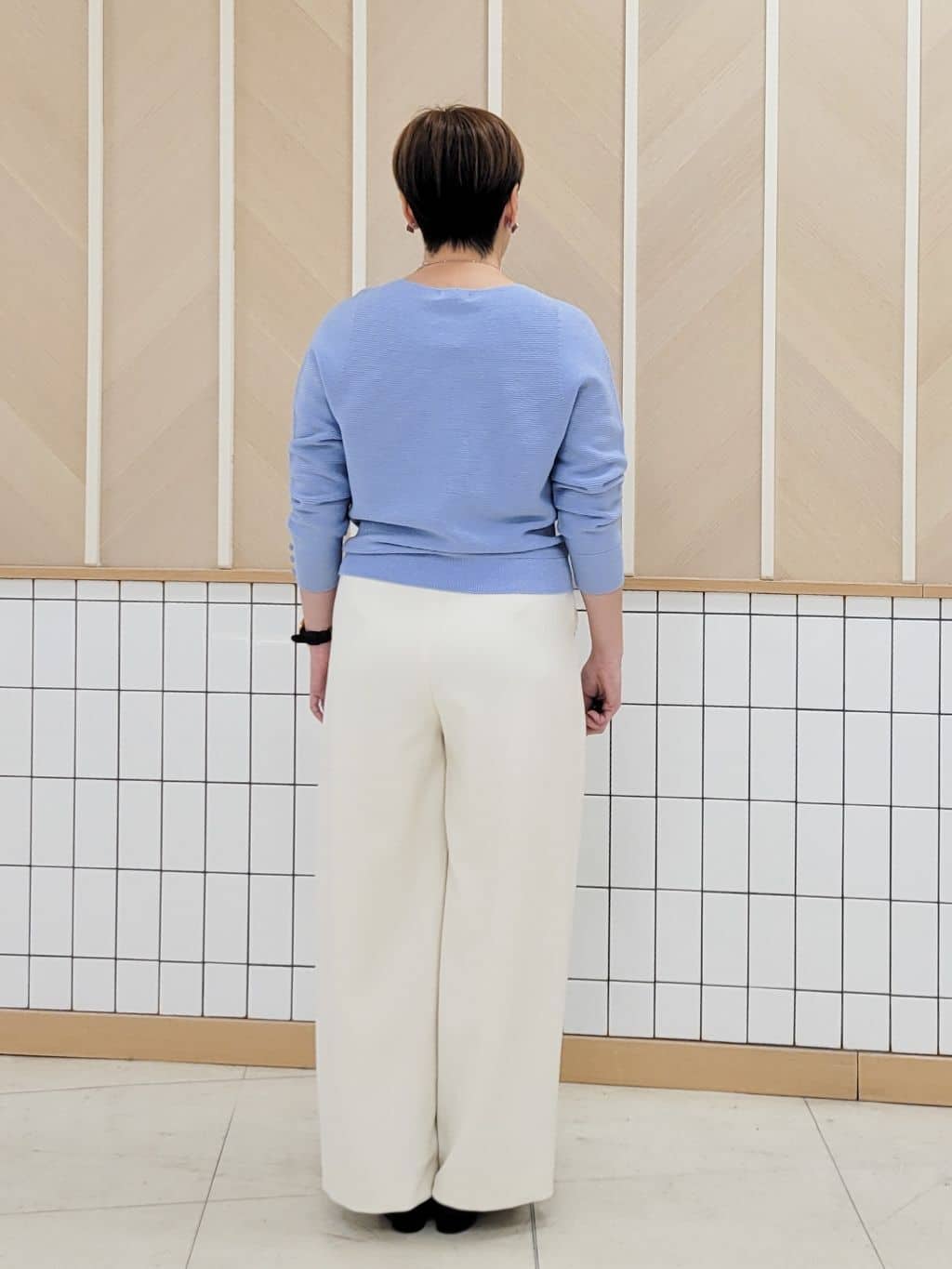 tomoさんの「COUP DE CHANCE｜【手洗い可／日本製】タックワイドパンツ」を使ったコーディネート