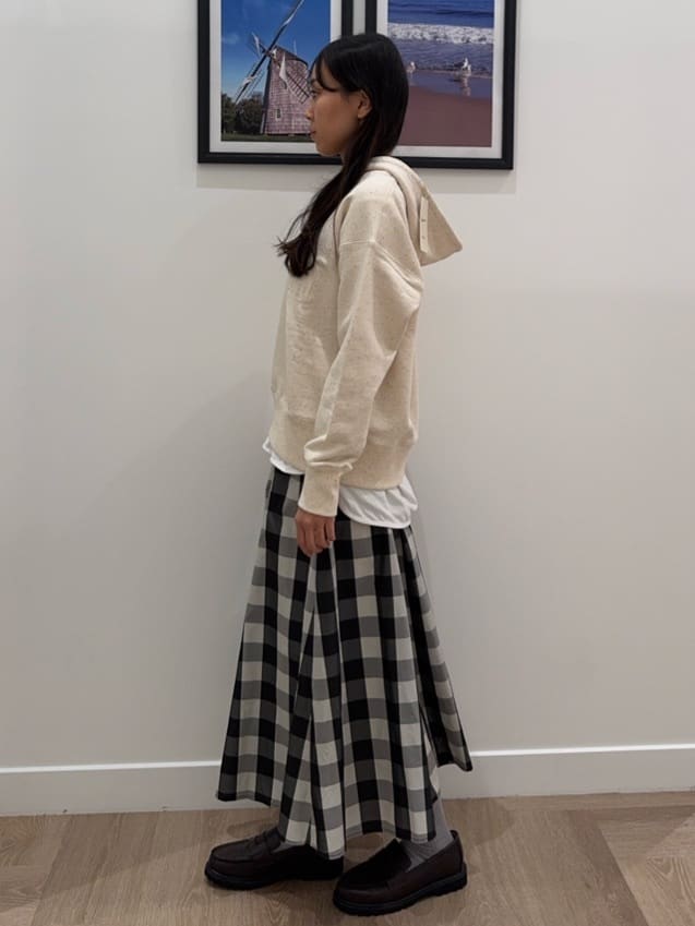 NOZOMIさんの「Dessin｜【選べる首元デザイン/洗える】クルーネックロングTシャツ」を使ったコーディネート