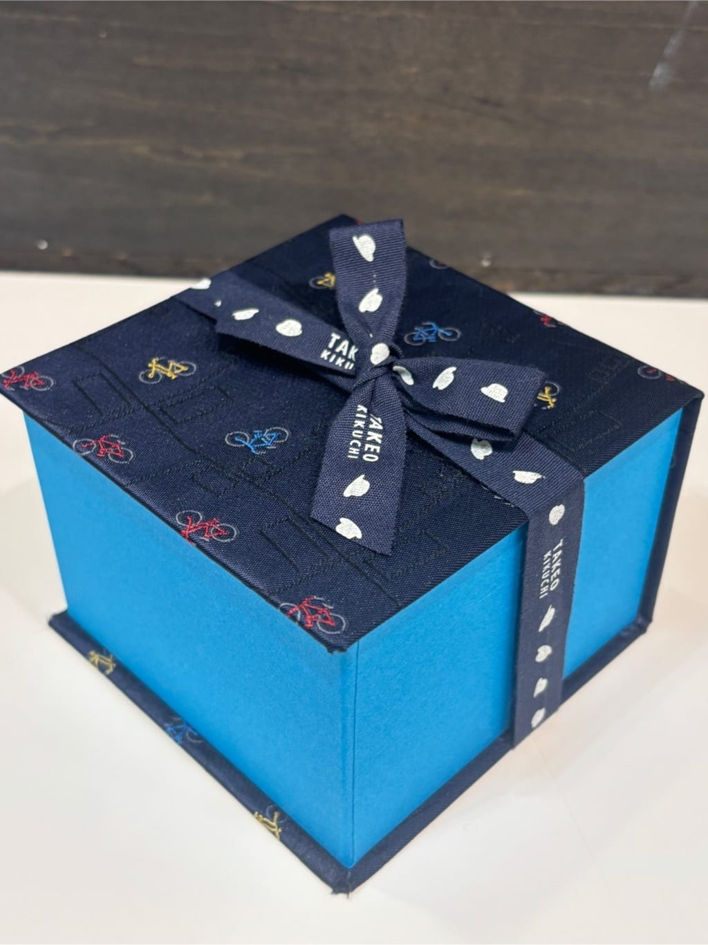 ヒナさんの「TAKEO KIKUCHI｜【BOXセット】クラシックシャドーストライプ ネクタイ＆タイバー」を使ったコーディネート