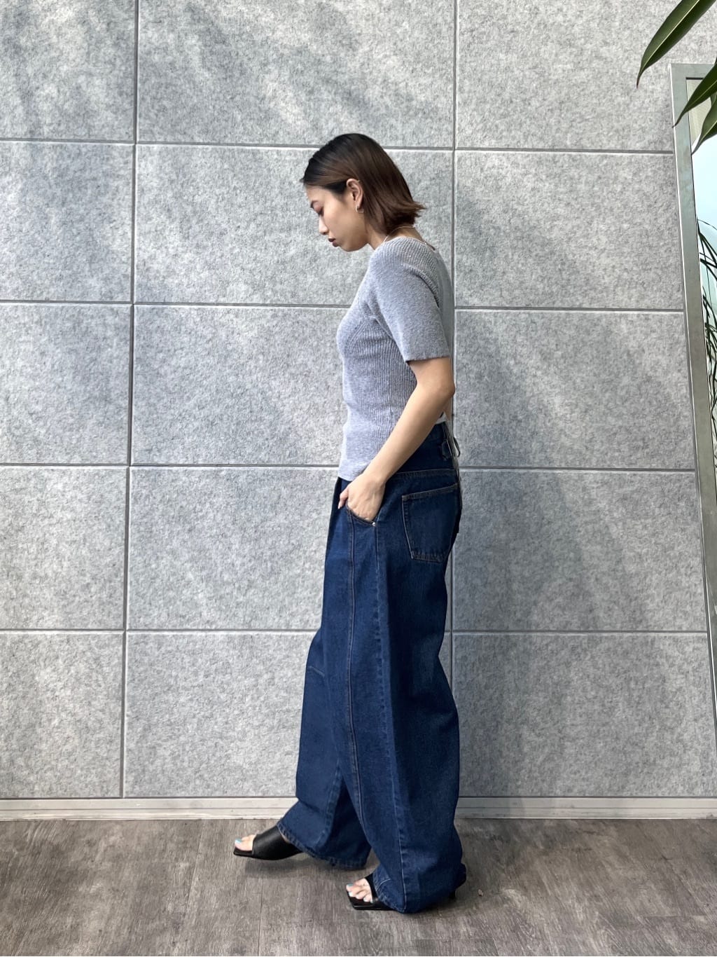 Harukaさんの「INDIVI｜バレルデニムパンツ」を使ったコーディネート