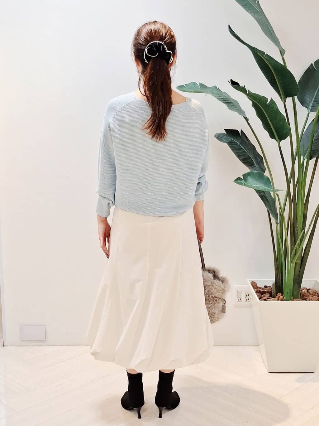 YuKaRiさんの「UNTITLED｜【ストレッチ素材/撥水加工】バルーンスカート」を使ったコーディネート