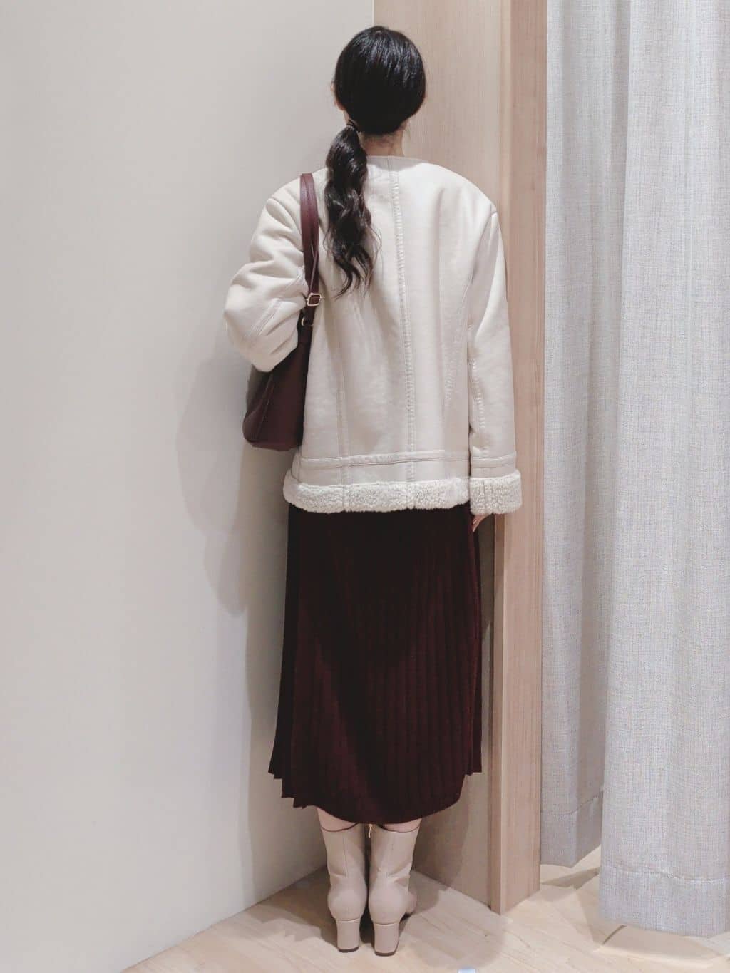 Yuiさんの「grove｜フェイクムートンボアジャケット」を使ったコーディネート