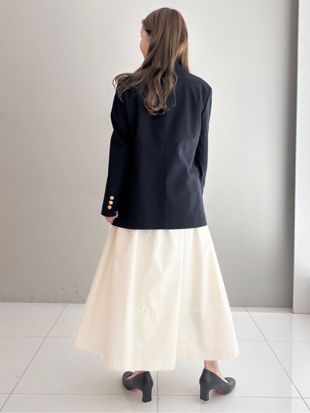 清水夏姫さんの「DRESSTERIOR｜コンフォート ダブルブレザー」を使ったコーディネート