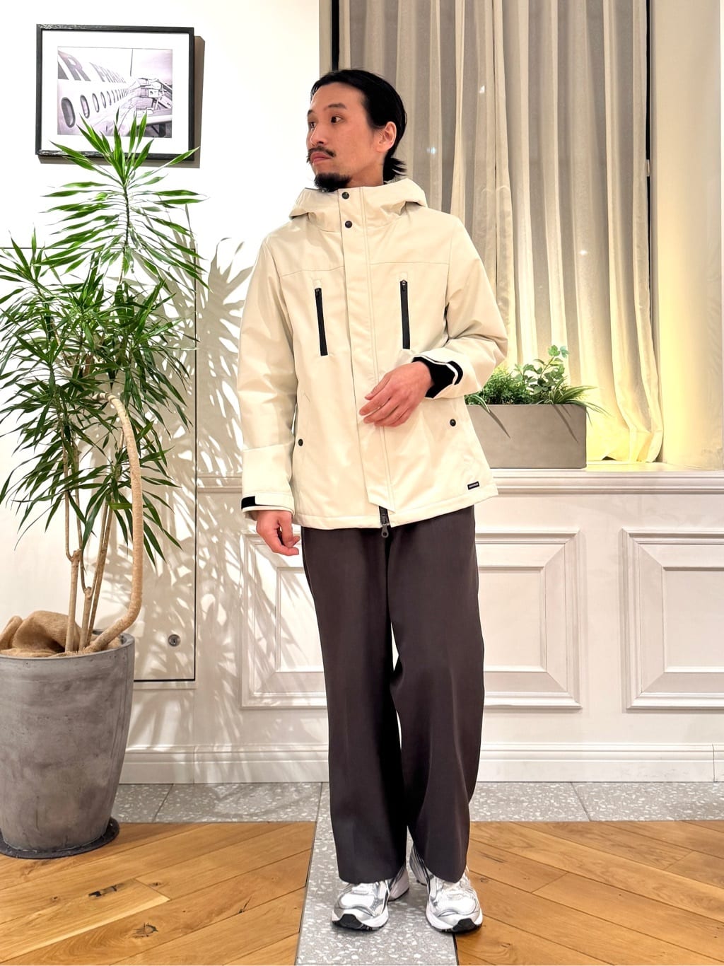 kawarataniさんの「DRESSTERIOR｜【防水/透湿素材/ウォッシャブル】ウォータープルーフ マウンテンパーカー」を使ったコーディネート