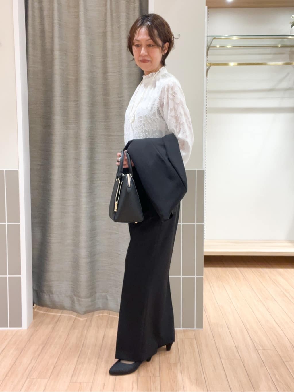 ヨッコさんの「grove｜【マルチWAY】アソートボウタイブラウス【手洗いOK】」を使ったコーディネート