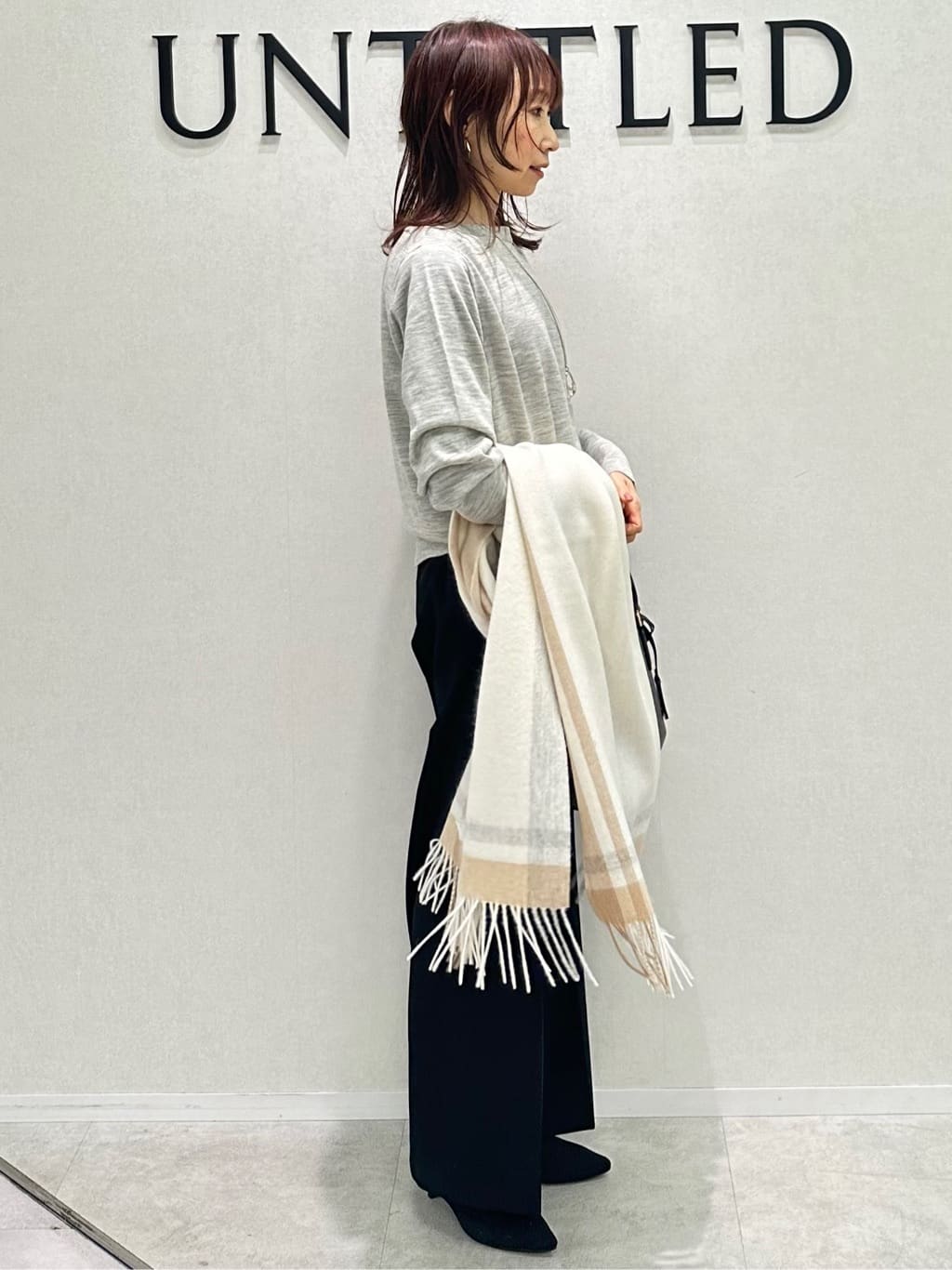 Miwaさんの「UNTITLED｜【アンサンブル可/洗える】シルクウールカシミヤ ドルマンスリーブニット」を使ったコーディネート