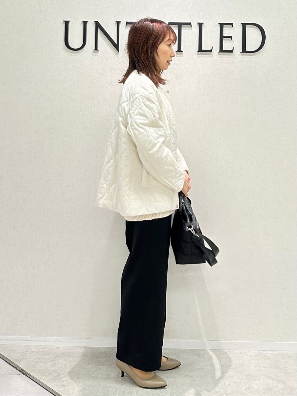 Miwaさんの「UNTITLED｜【重ね着もおすすめ/洗える】ウールカシミヤ クルーネックニット」を使ったコーディネート