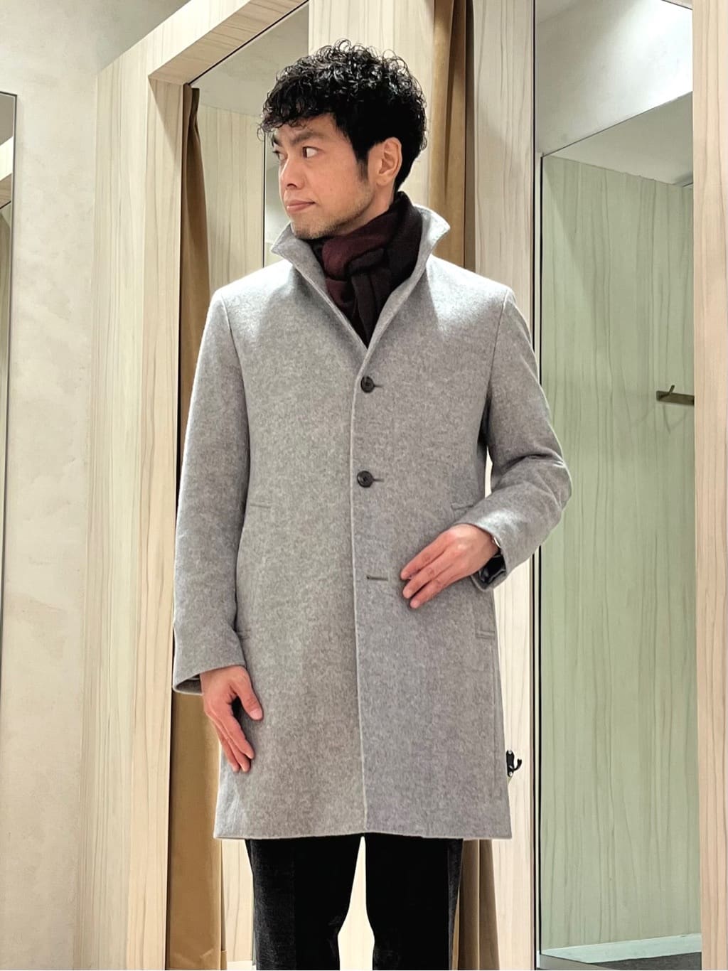 URAさんの「TAKEO KIKUCHI｜【ウールカシミヤブレンド】ビーバー調 スタンドカラー コート」を使ったコーディネート