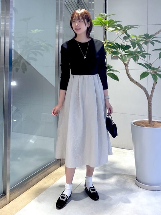 yukaさんの「UNTITLED｜【大人フェミニン/トレンド】ニット&times;ジャカード ドッキングワンピース」を使ったコーディネート