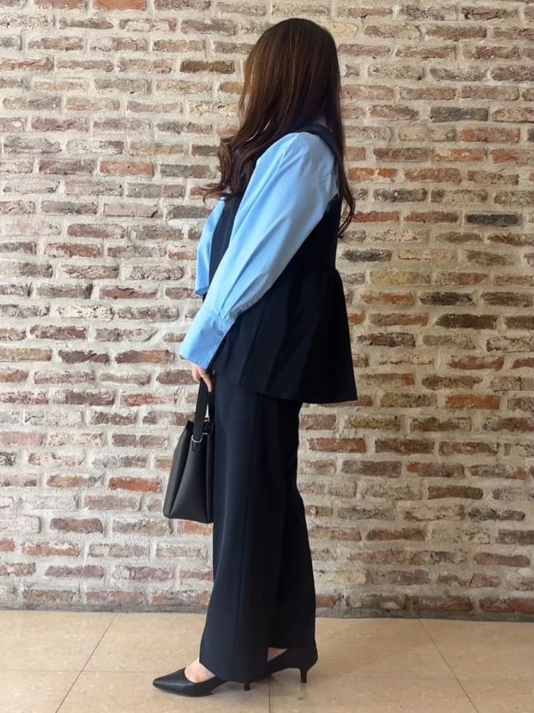 tokiさんの「THE SHOP TK｜【通勤・きちんと見えに】ダブルクロス ペプラムジレ/セットアップ可」を使ったコーディネート