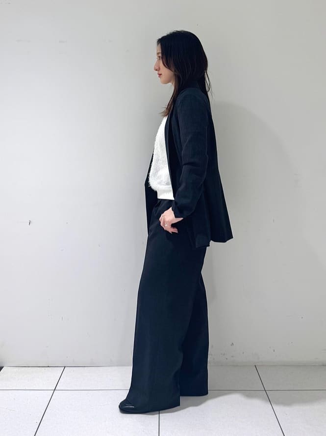 そんさんの「INDIVI｜【洗える／セットアップ可能】凹凸ストレッチ素材ダブルジャケット」を使ったコーディネート