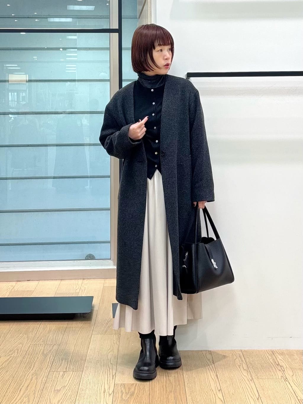 asamiさんの「INDIVI｜【洗える】ハイゲージニットカーディガン」を使ったコーディネート