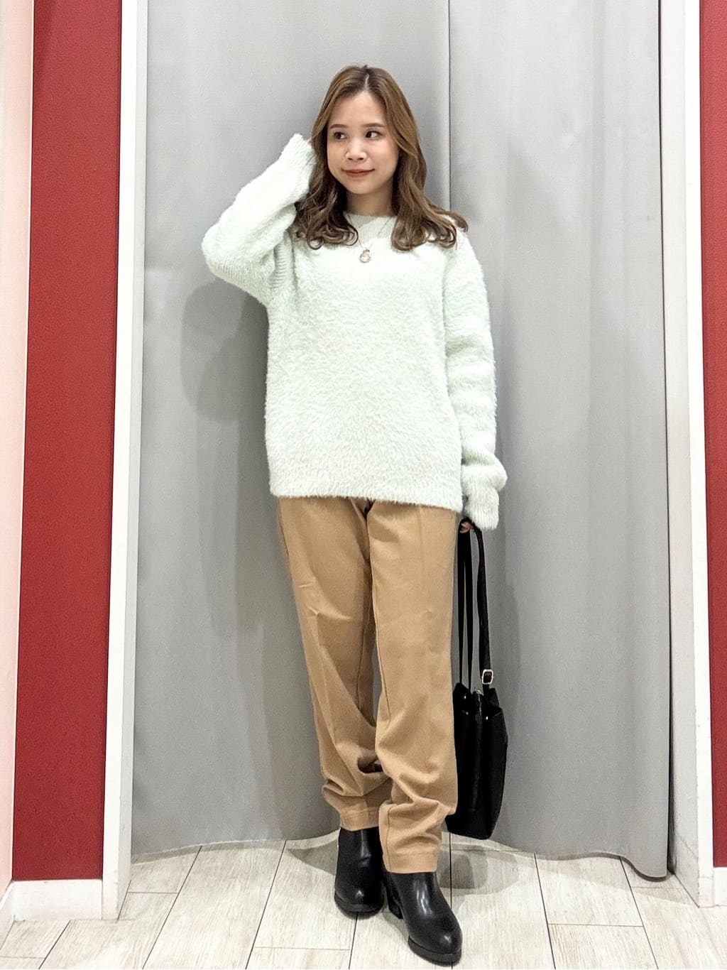 shioさんの「SHOO･LA･RUE｜【撥水/フード取り外し可】自然にくびれる あったかダイヤ柄キルトコート【CIRCRIC】」を使ったコーディネート