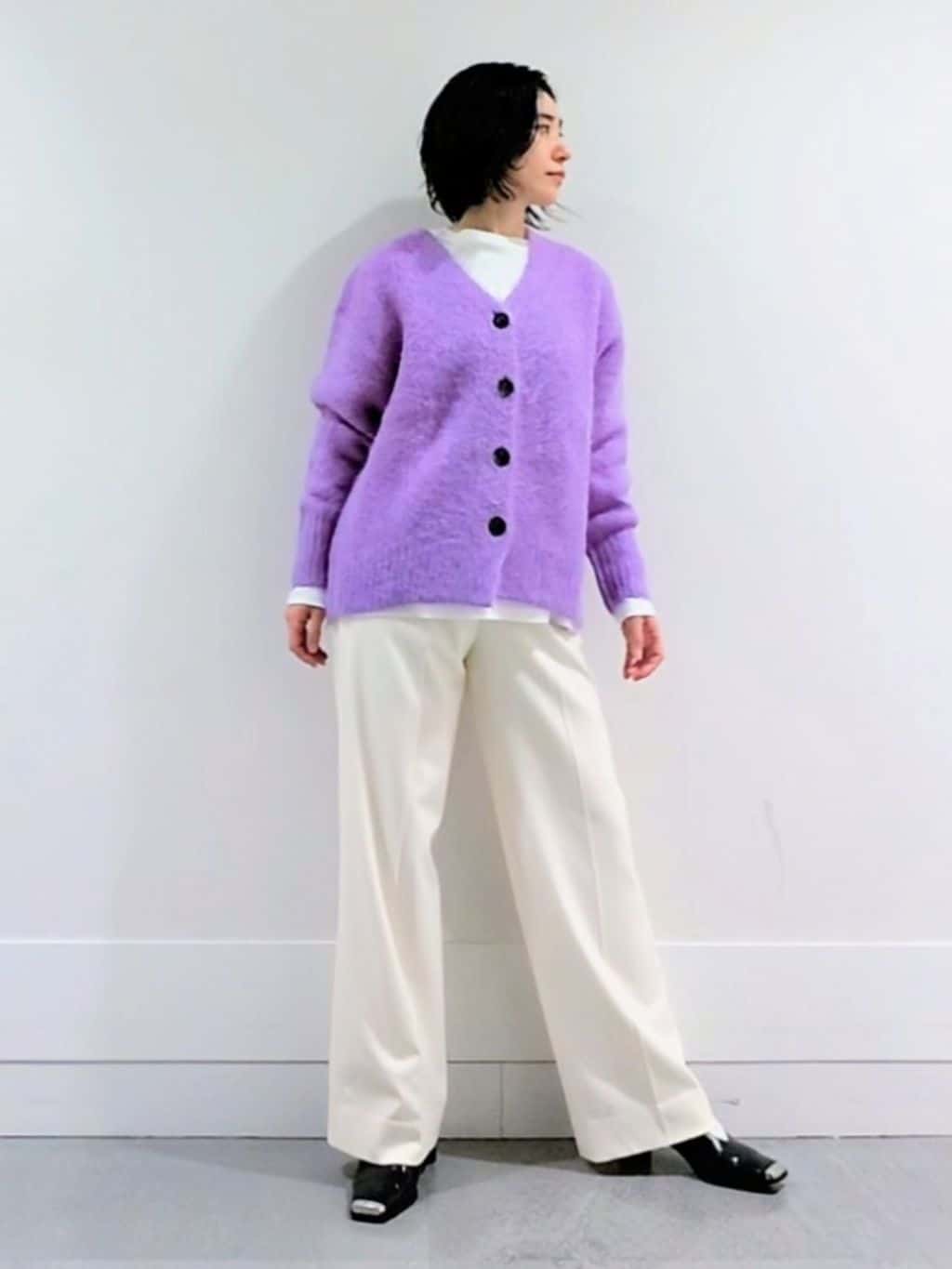 ミズタさんの「UNTITLED｜【ゆったり】アルパカ混シャギー カーディガン」を使ったコーディネート