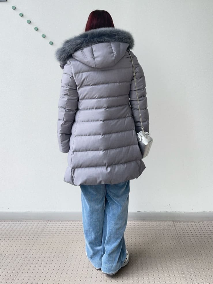 Asamiさんの「DRESSTERIOR｜カシミヤブレンドフードニット」を使ったコーディネート