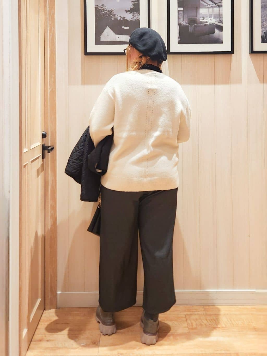 れーやんさんの「SHOO･LA･RUE｜【洗濯機可】お気に入りカラーを身にまとって　ふんわりゆるニット」を使ったコーディネート