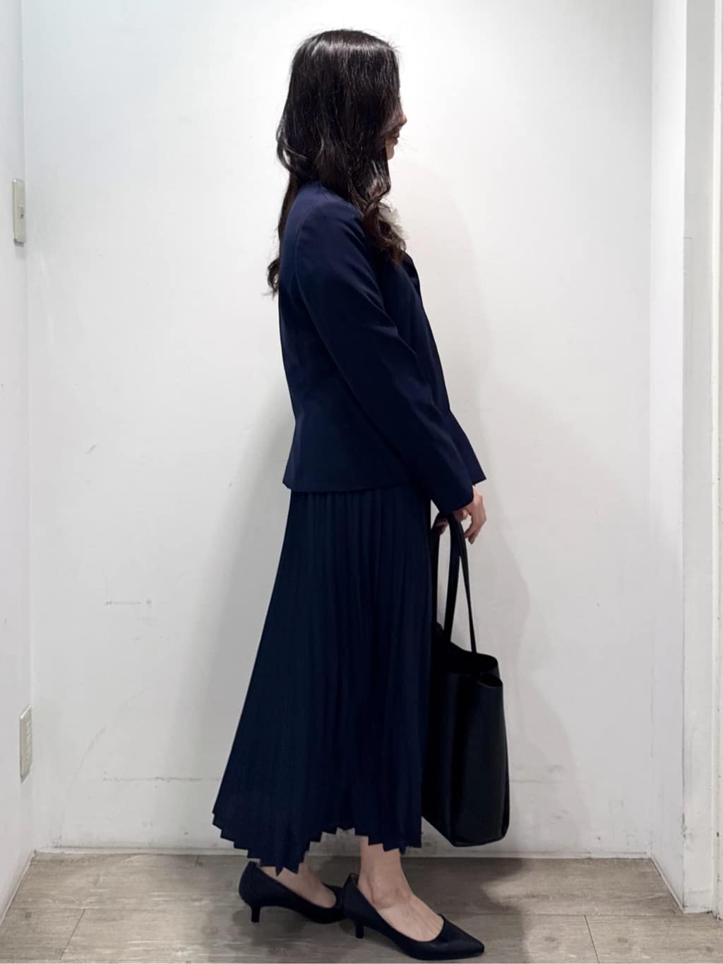 yuicciさんの「OPAQUE.CLIP｜《通勤対応》ジョーゼットプリーツワンピース【洗濯機OK】」を使ったコーディネート
