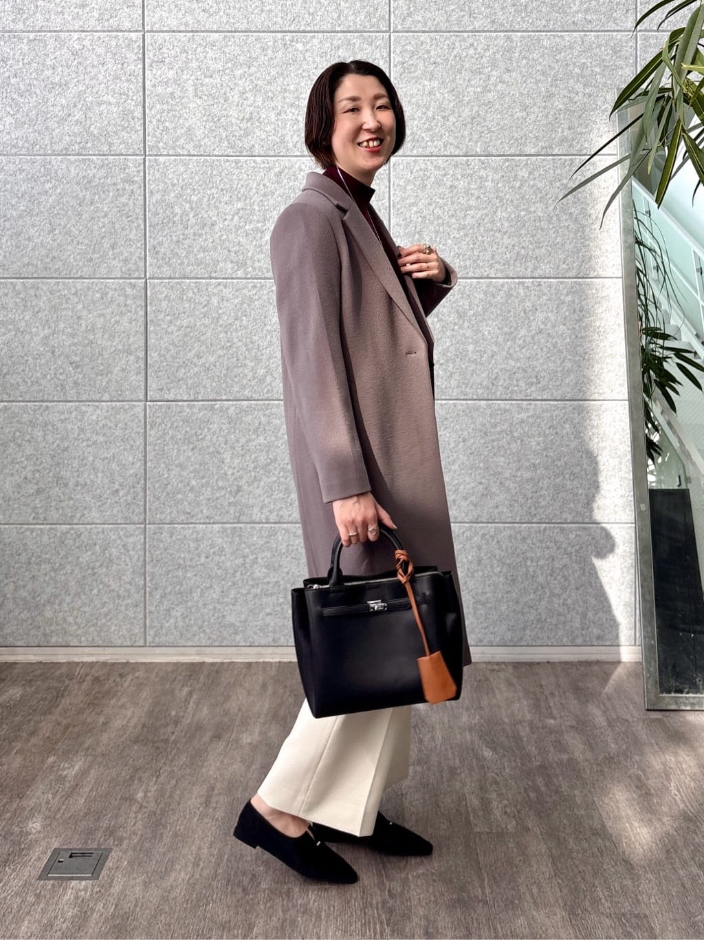 yuriさんの「INDIVI｜【洗える／毛玉になりにくい】エクストラファインウール リブタートルニット」を使ったコーディネート