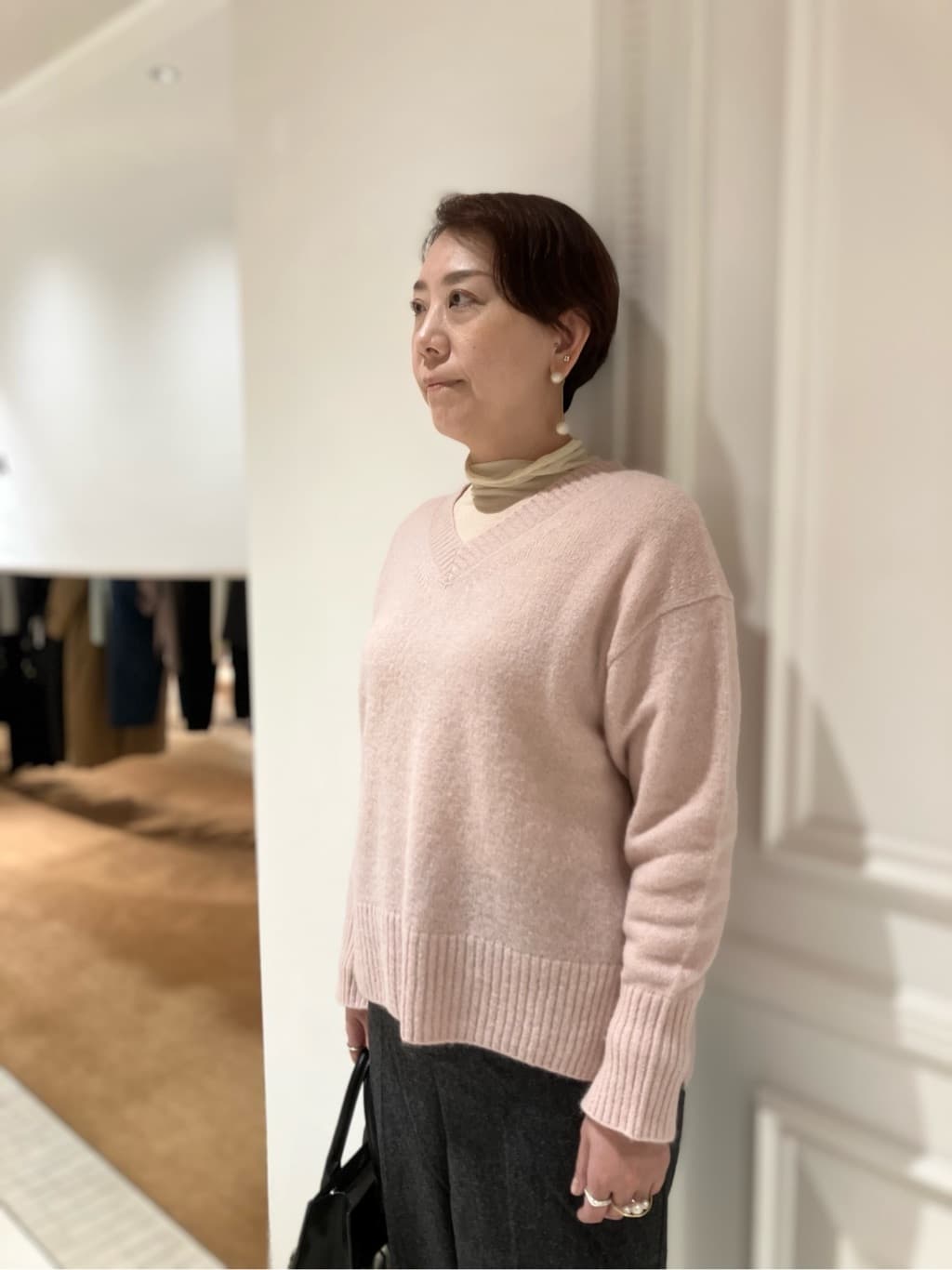 TAJIさんの「DRESSTERIOR｜◆フェイクファーコンビリサイクルレザートートバッグ」を使ったコーディネート