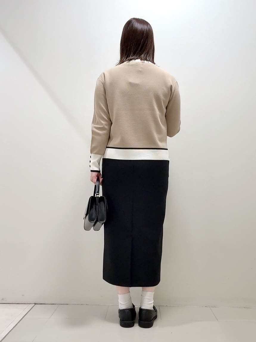 YUIさんの「UNTITLED｜【はっ水機能/フード取り外し可】ミディダウンコート」を使ったコーディネート