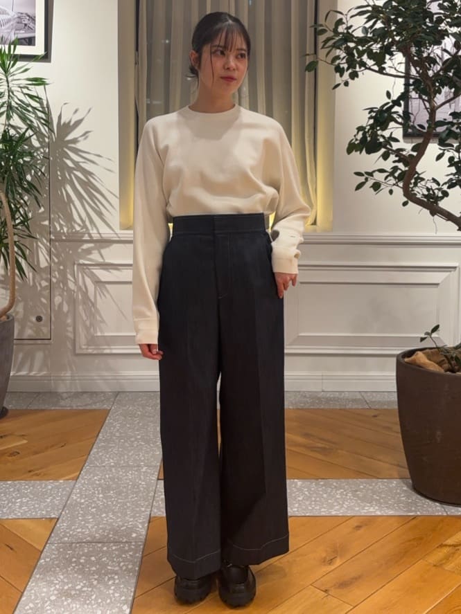 pupiさんの「DRESSTERIOR｜【ウォッシャブル/撥水素材】Aラインショートトレンチジャケット」を使ったコーディネート