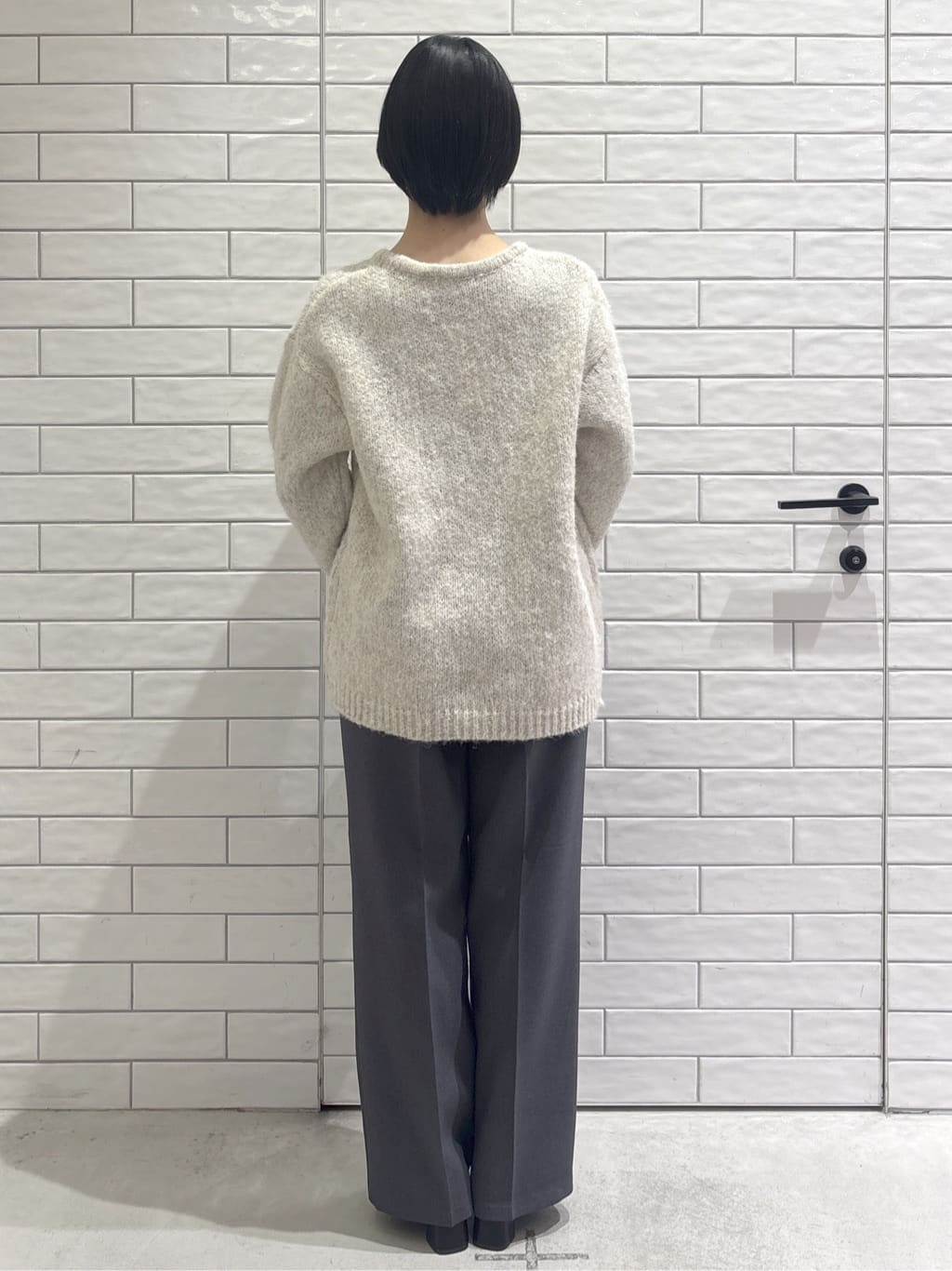 ayumiさんの「OPAQUE.CLIP｜カラーMIXリラクシーミドルゲージニット【洗濯機OK】」を使ったコーディネート