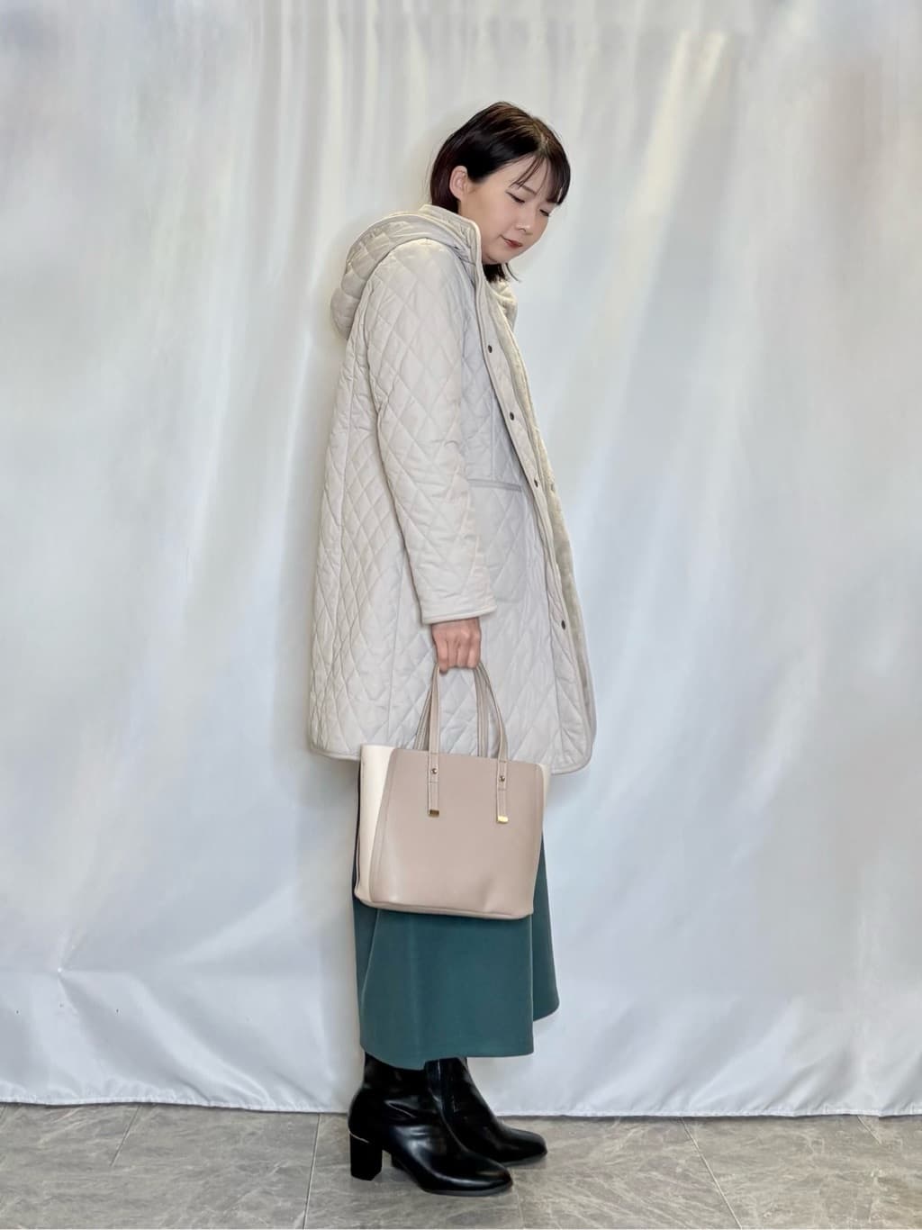 ネリさんの「SHOO･LA･RUE｜【撥水/フード取り外し可】自然にくびれる あったかダイヤ柄キルトコート【CIRCRIC】」を使ったコーディネート