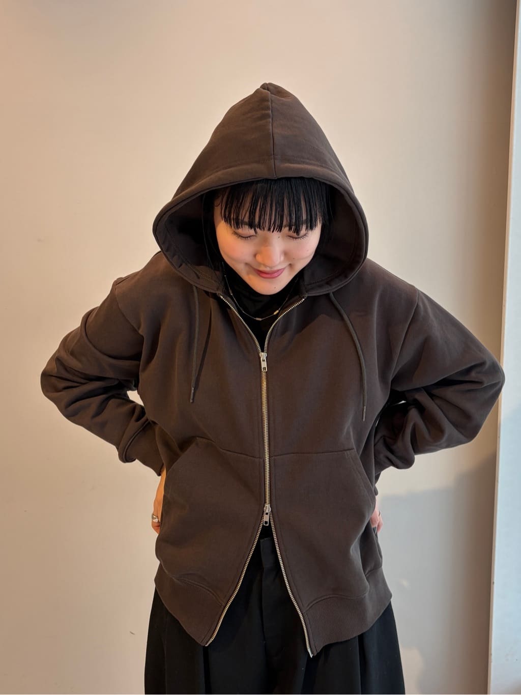 Akutagawaさんの「tk.TAKEO KIKUCHI｜アームシャーリングジップパーカー」を使ったコーディネート
