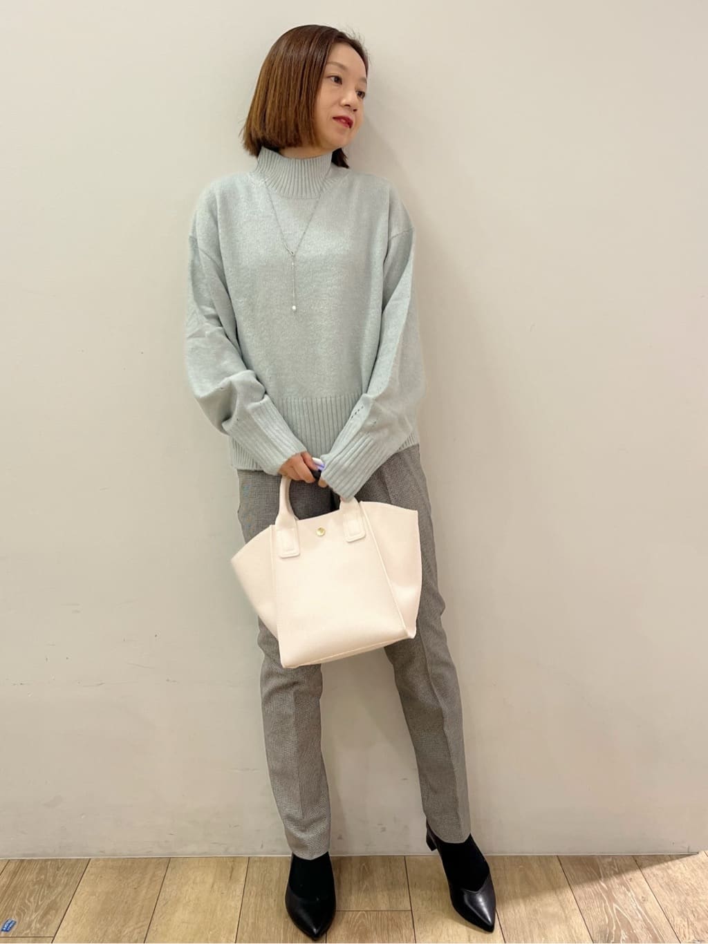 kcさんの「OPAQUE.CLIP｜ウォームストレッチテーパードパンツ【洗濯機OK／防シワ／吸湿発熱】《XS～3L》」を使ったコーディネート