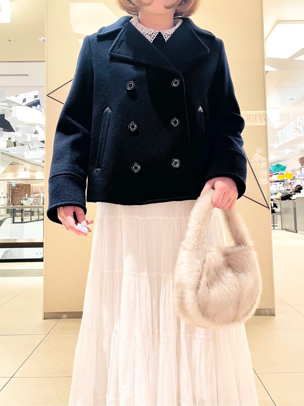 yahataさんの「DRESSTERIOR｜2WAYレースカラーニット」を使ったコーディネート