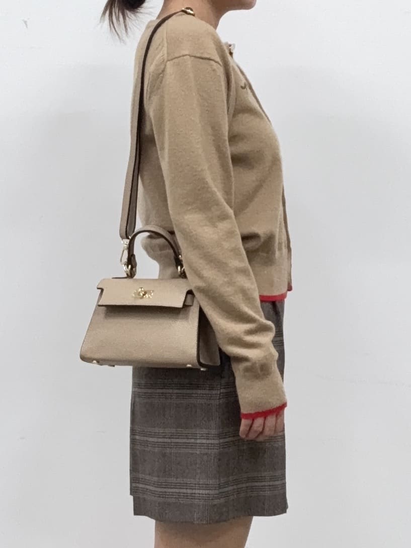 BUNさんの「DRESSTERIOR｜」を使ったコーディネート