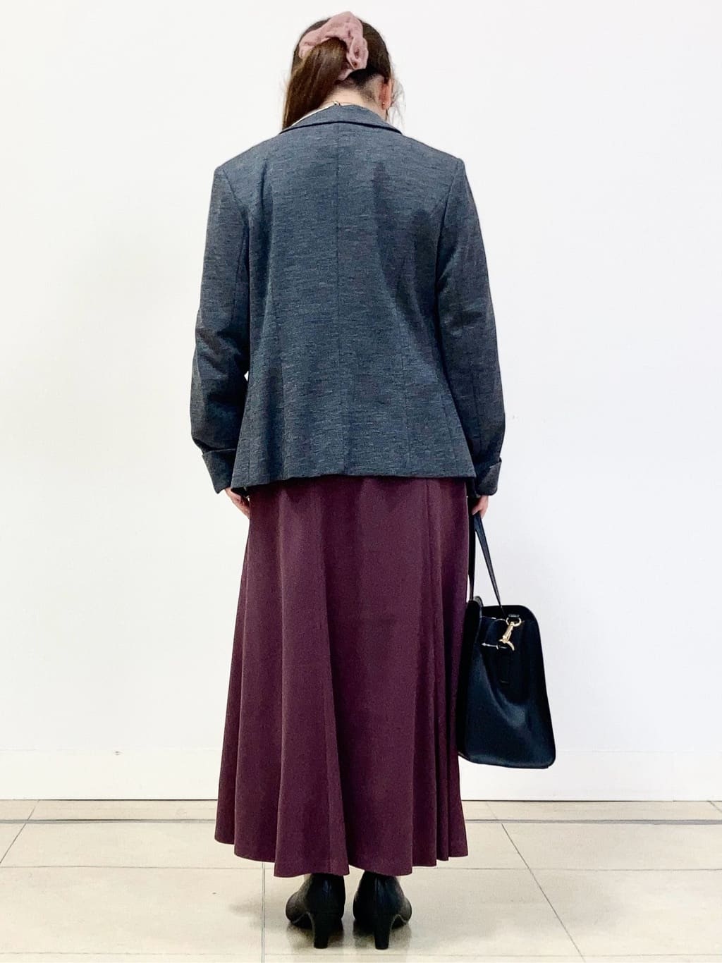 tomominさんの「Reflect｜【ゆったり着られる◎】ラグランスリーブニット」を使ったコーディネート