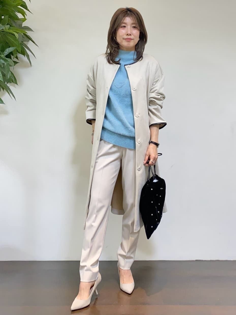 tomoさんの「UNTITLED｜【洗える/軽羽織り】マシュマロタッチ　スエード調コート」を使ったコーディネート