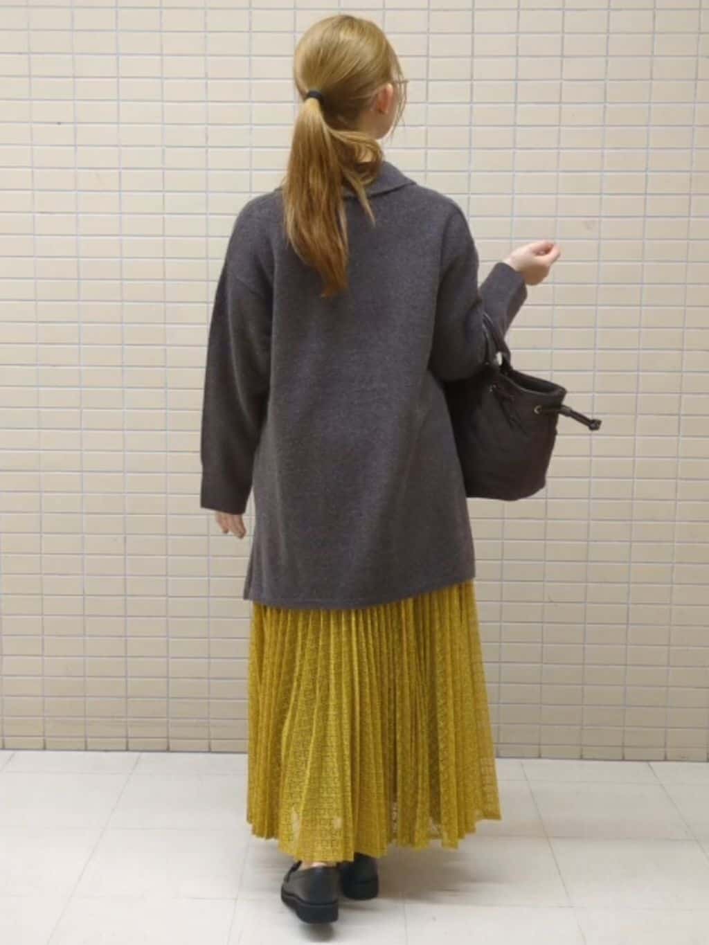 ひまりさんの「Reflect｜【トレンドアイテム／軽い履き心地】ローファー」を使ったコーディネート
