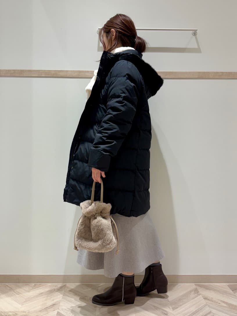 c_h_i_k_aさんの「SHOO･LA･RUE｜【洗濯機可/撥水】フェイクファーフード ロングダウン」を使ったコーディネート