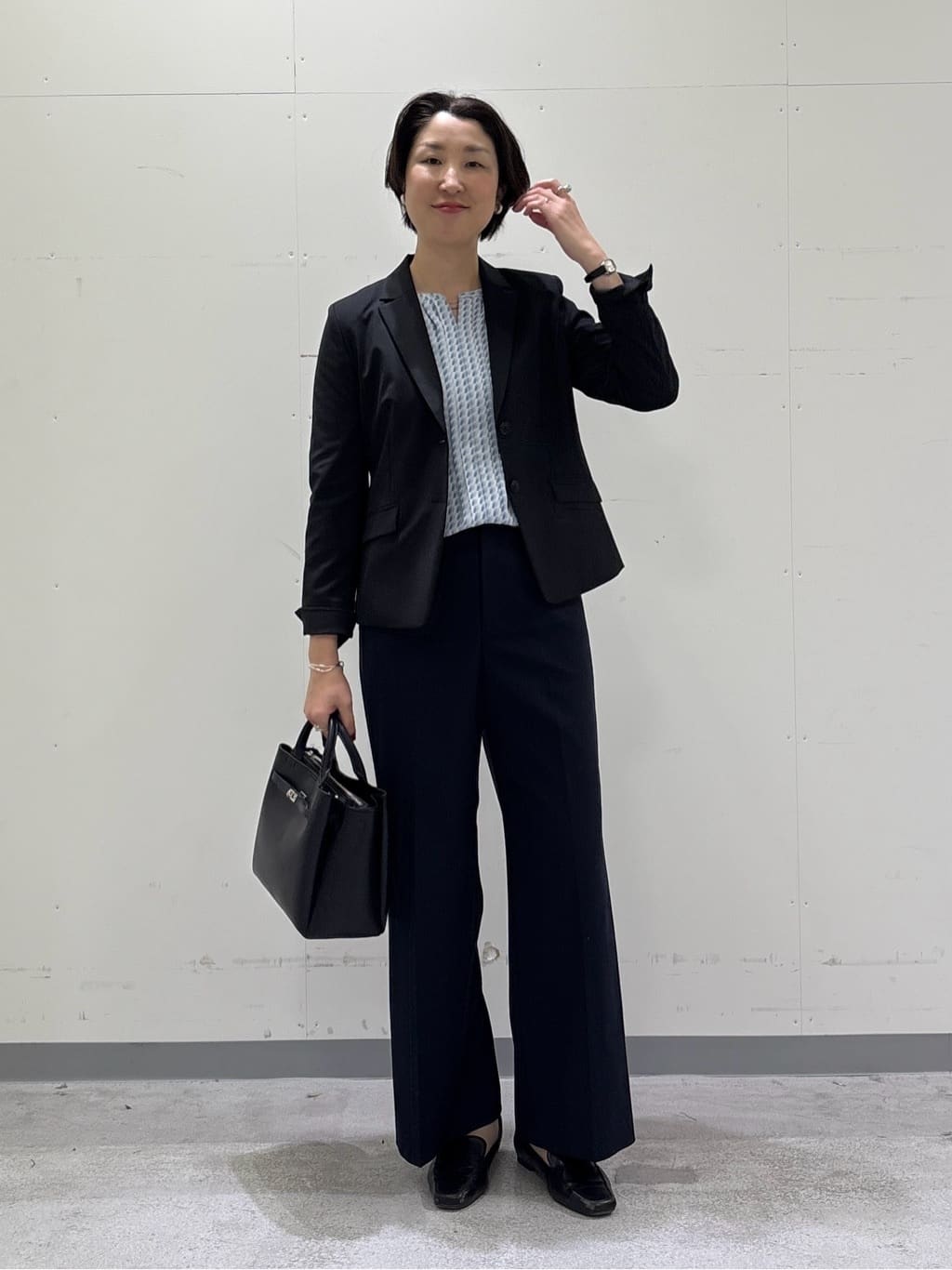 yuriさんの「INDIVI｜【新作褒められパンツ】快温ワイドパンツ」を使ったコーディネート