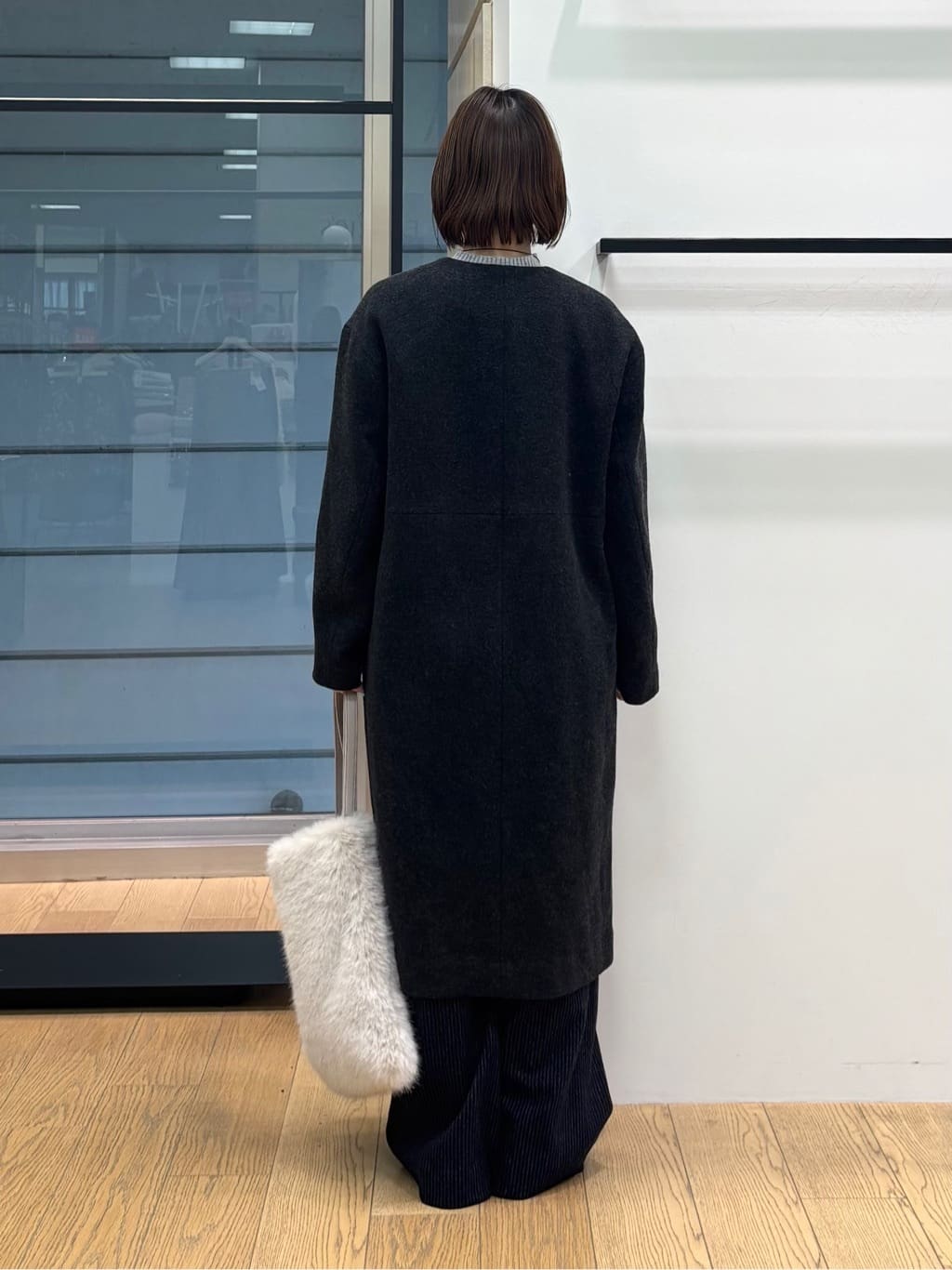 asamiさんの「INDIVI｜【褒められパンツ／ウール混】ウォームウール ワイドパンツ」を使ったコーディネート