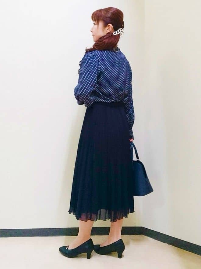 花さんの「Reflect｜【お食事会やお出かけに◎】ふんわりジャカード編みカーディガン」を使ったコーディネート