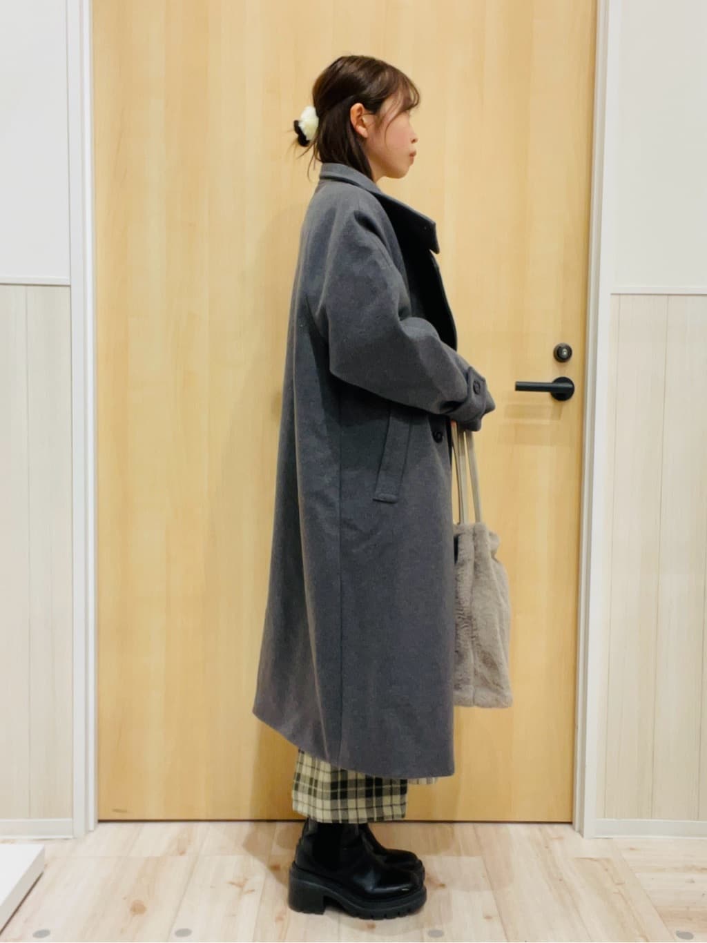 minamiさんの「SHOO･LA･RUE｜【洗濯機可/S-LL】配色が大人かわいい　フェアアイル柄求心ニット」を使ったコーディネート