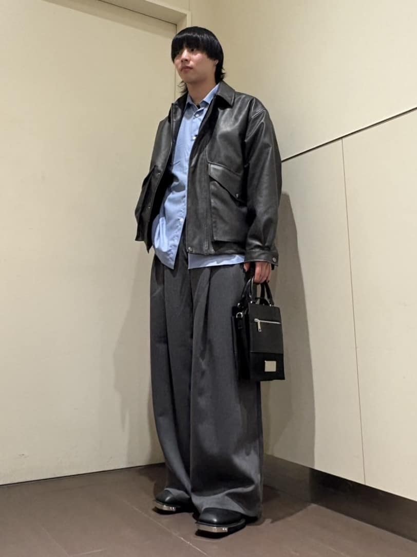 しげちゃんさんの「tk.TAKEO KIKUCHI｜グランパバギースラックス」を使ったコーディネート