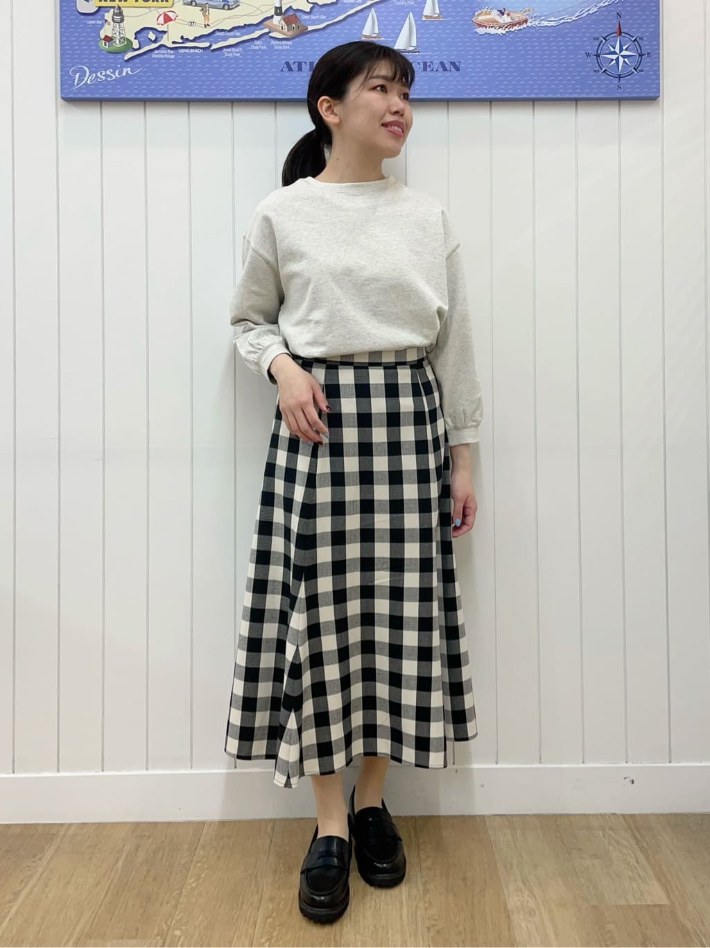 Mayaさんの「Dessin｜【360度可愛い・洗える】バックヘンリーカットソー」を使ったコーディネート