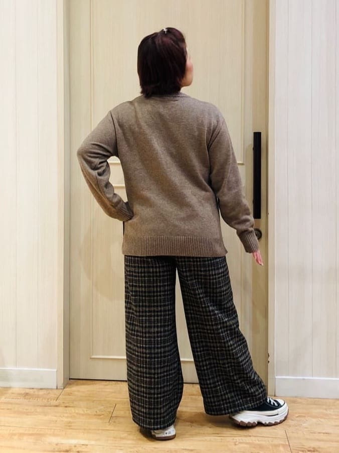 YYYさんの「SHOO･LA･RUE｜【S-LL/洗濯機可】ふわふわがやみつきになる柔らかさ スウェットライクロゴニット」を使ったコーディネート