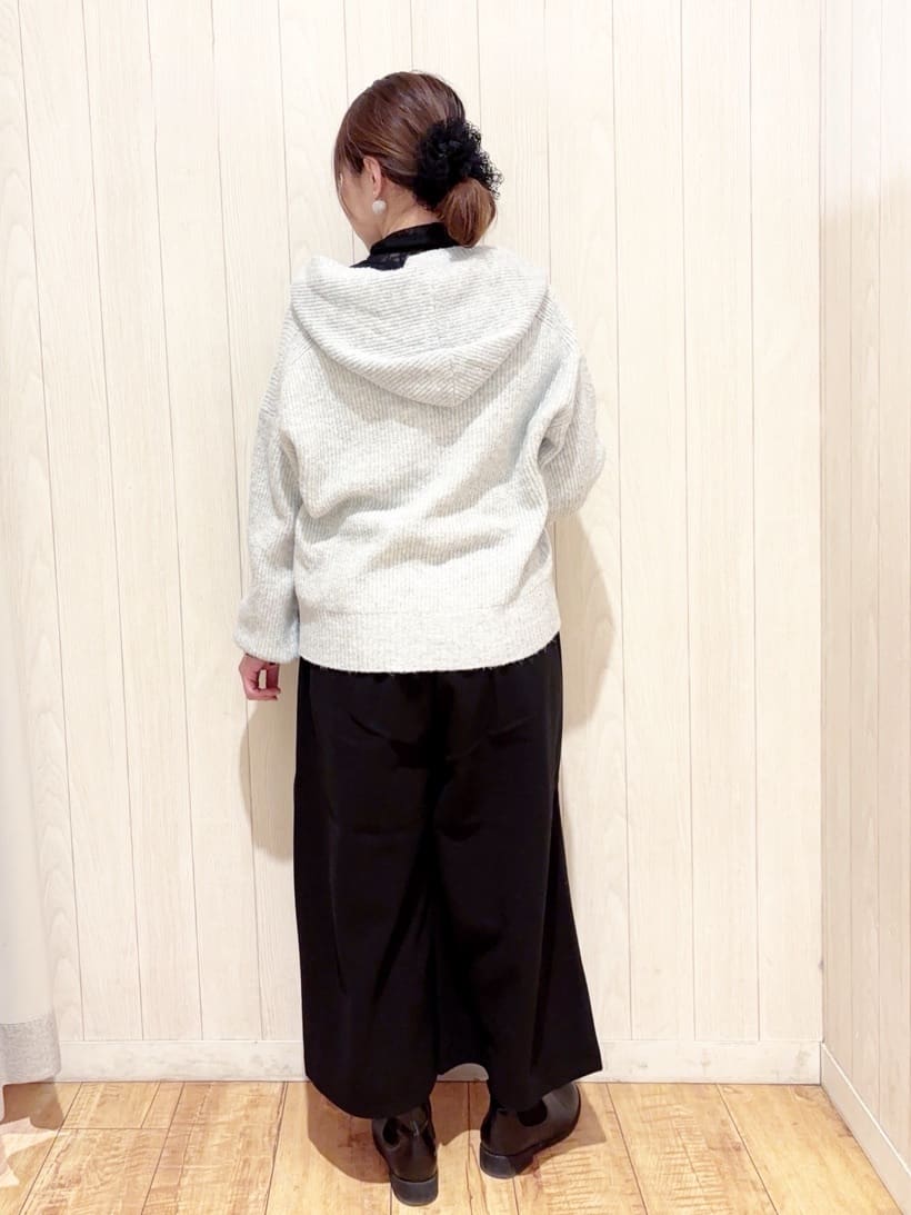 あいこさんの「SHOO･LA･RUE｜ファー2層2WAYトートバッグ」を使ったコーディネート